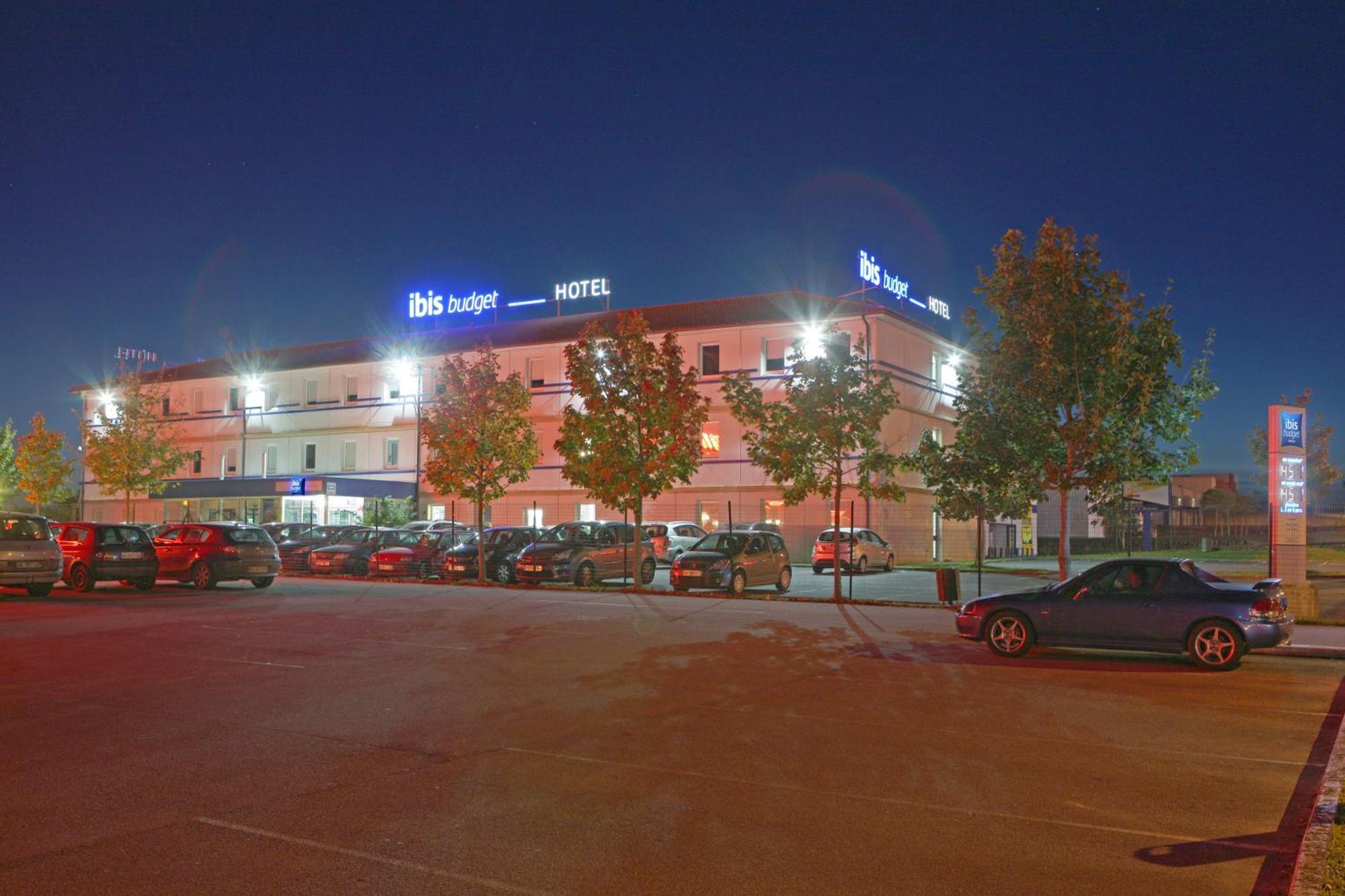 Ibis Budget Poitiers Nord Futuroscope Chasseneuil-du-Poitou Dış mekan fotoğraf
